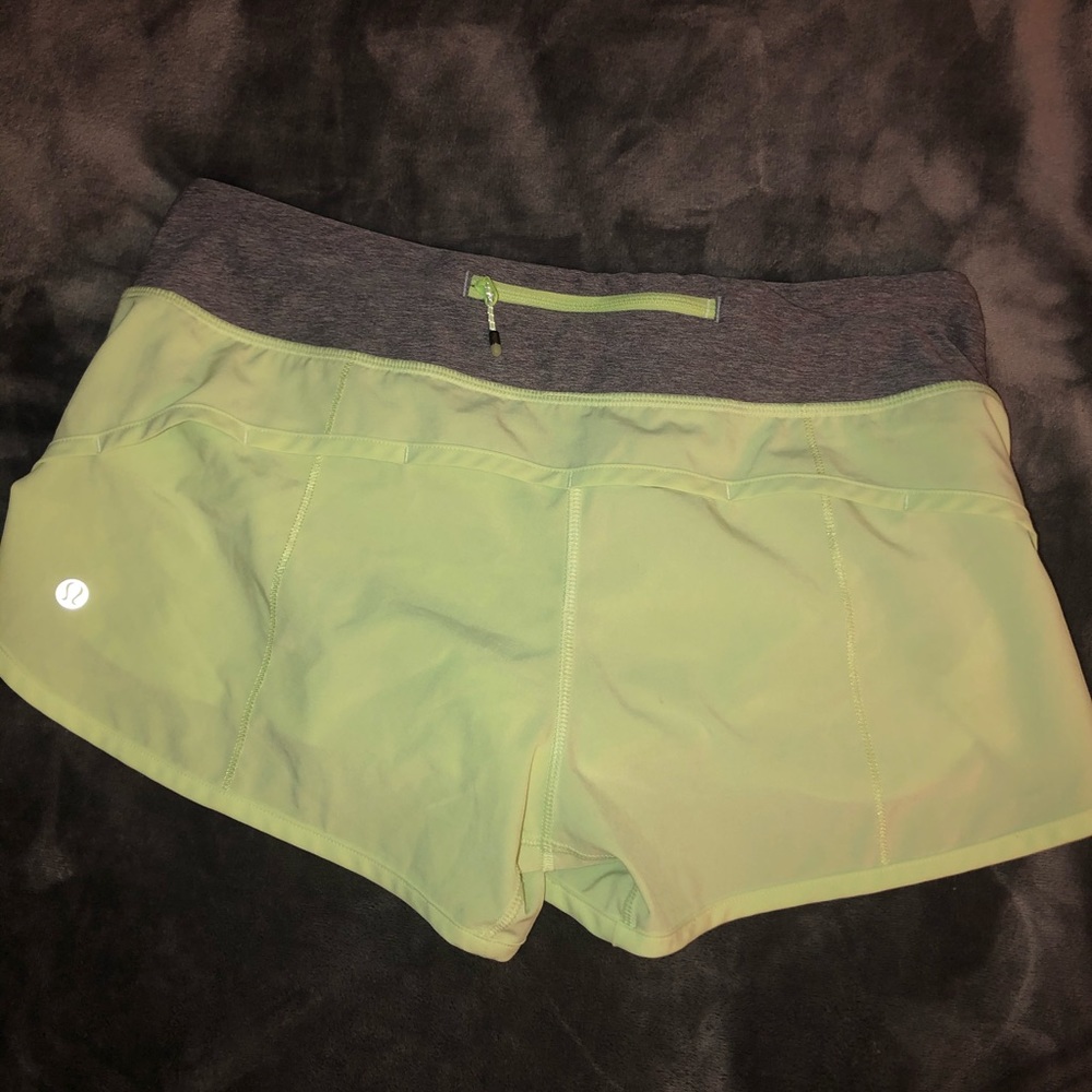 Lululemon 2.5 Speed up shorts